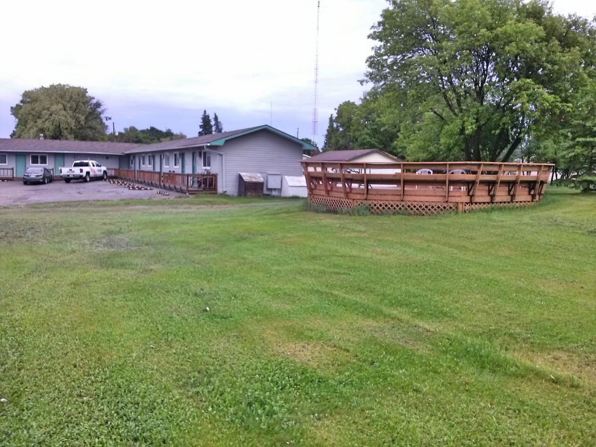 Moosomin Motel Dış mekan fotoğraf
