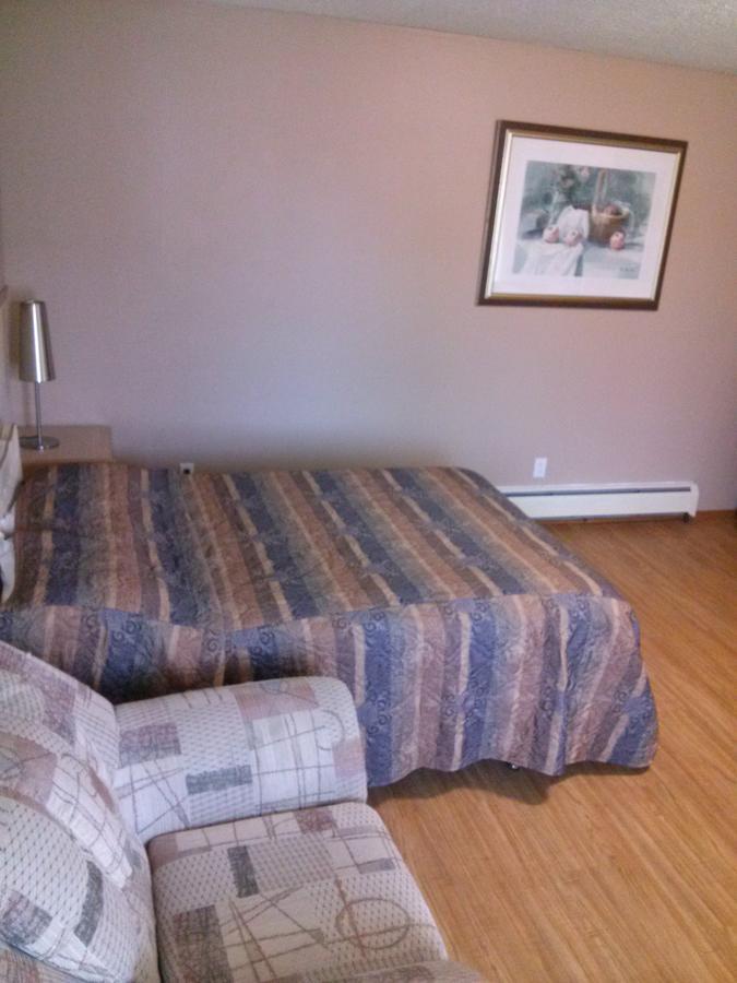 Moosomin Motel Dış mekan fotoğraf