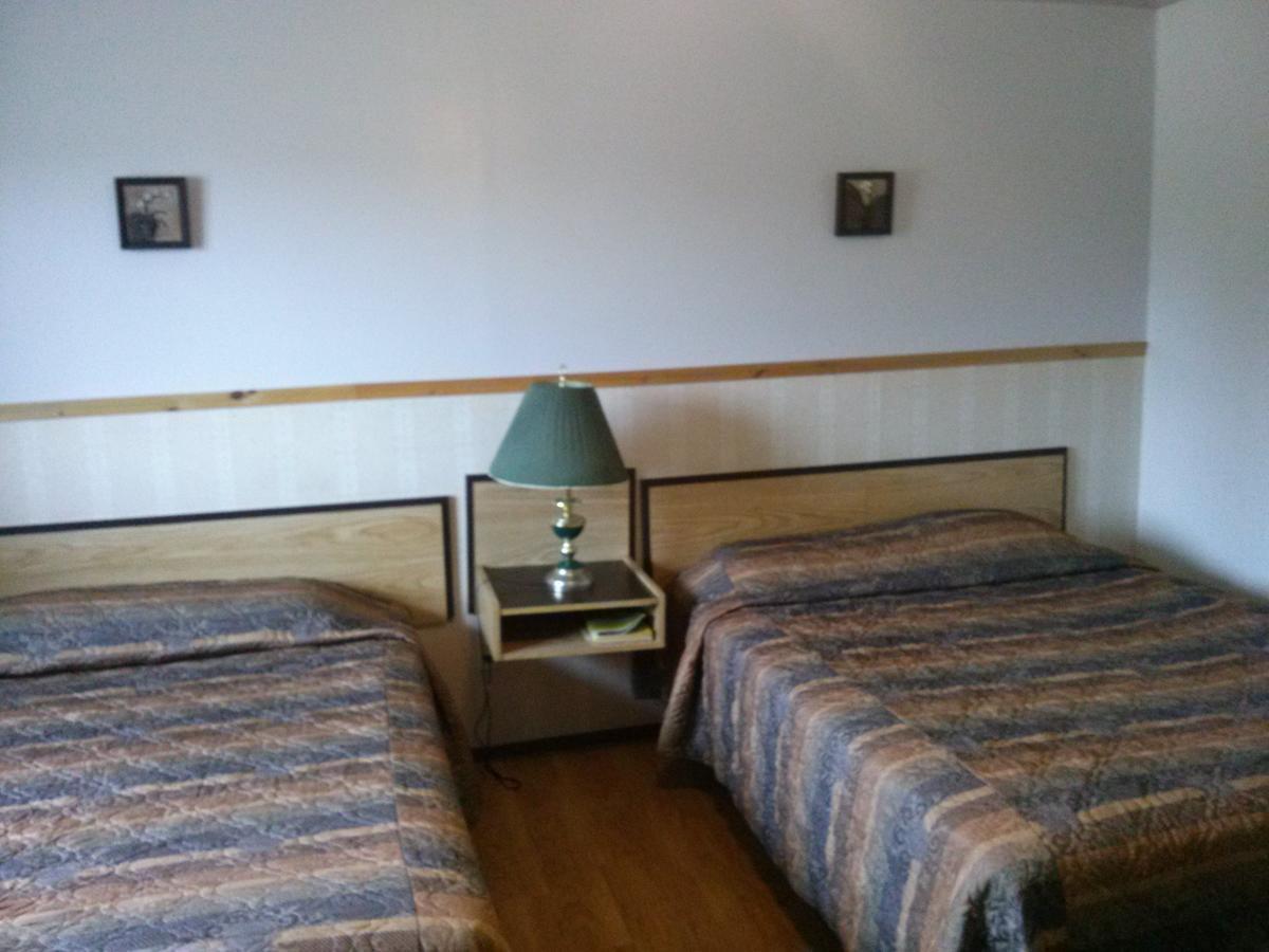 Moosomin Motel Dış mekan fotoğraf