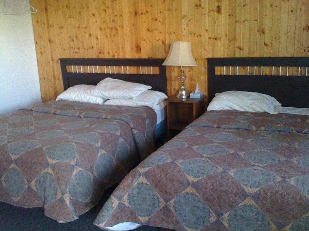 Moosomin Motel Dış mekan fotoğraf