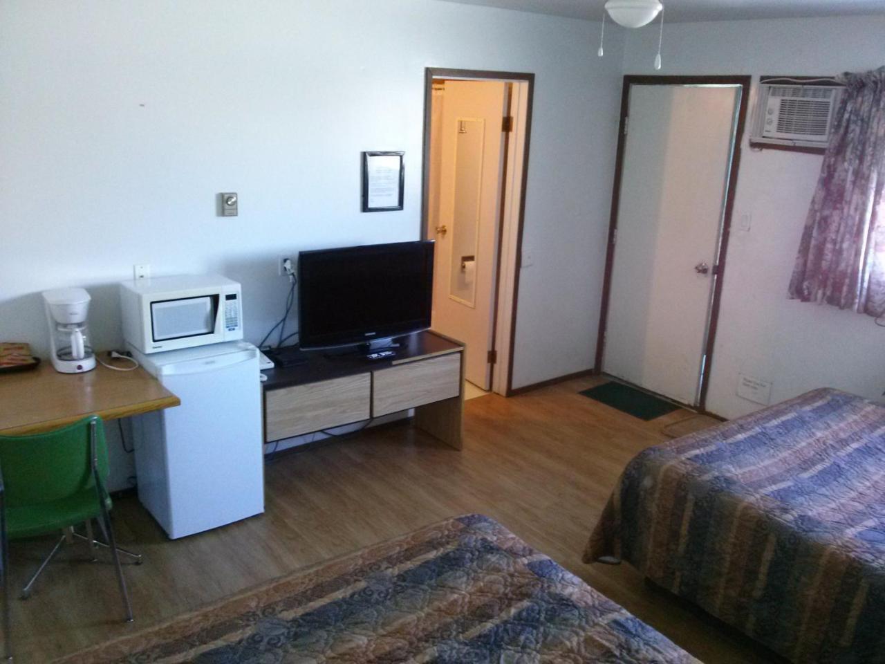 Moosomin Motel Dış mekan fotoğraf