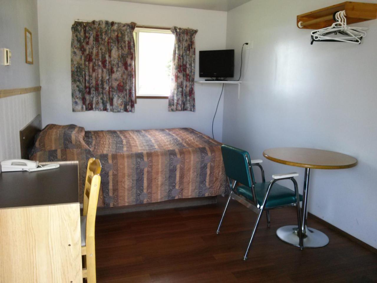 Moosomin Motel Dış mekan fotoğraf