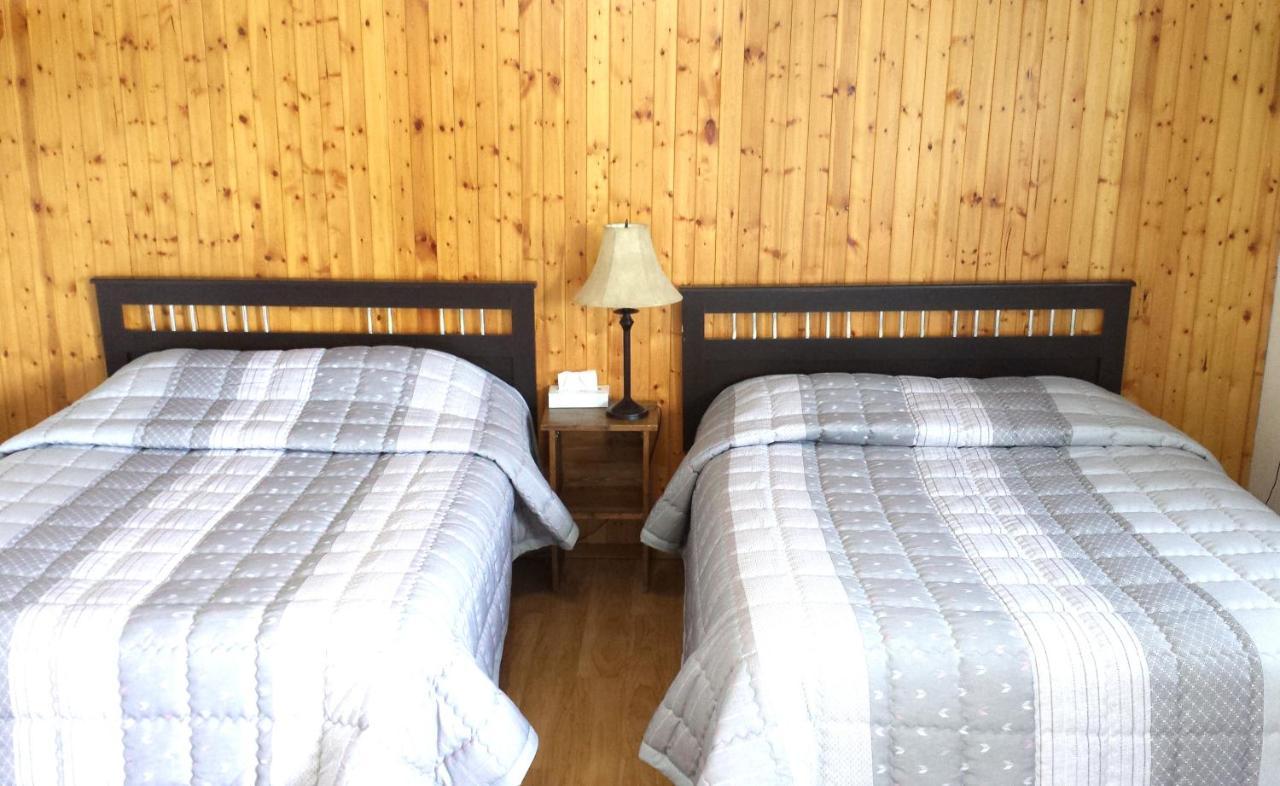 Moosomin Motel Dış mekan fotoğraf