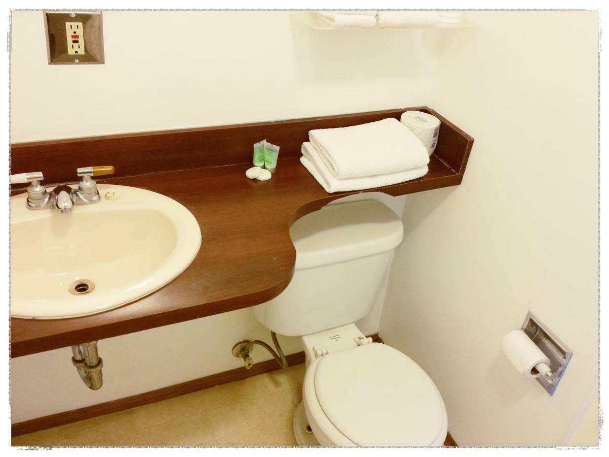 Moosomin Motel Dış mekan fotoğraf