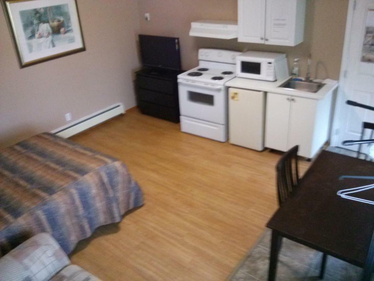 Moosomin Motel Dış mekan fotoğraf