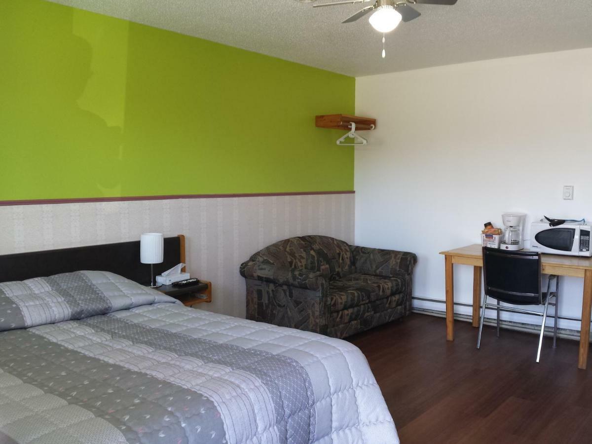 Moosomin Motel Dış mekan fotoğraf
