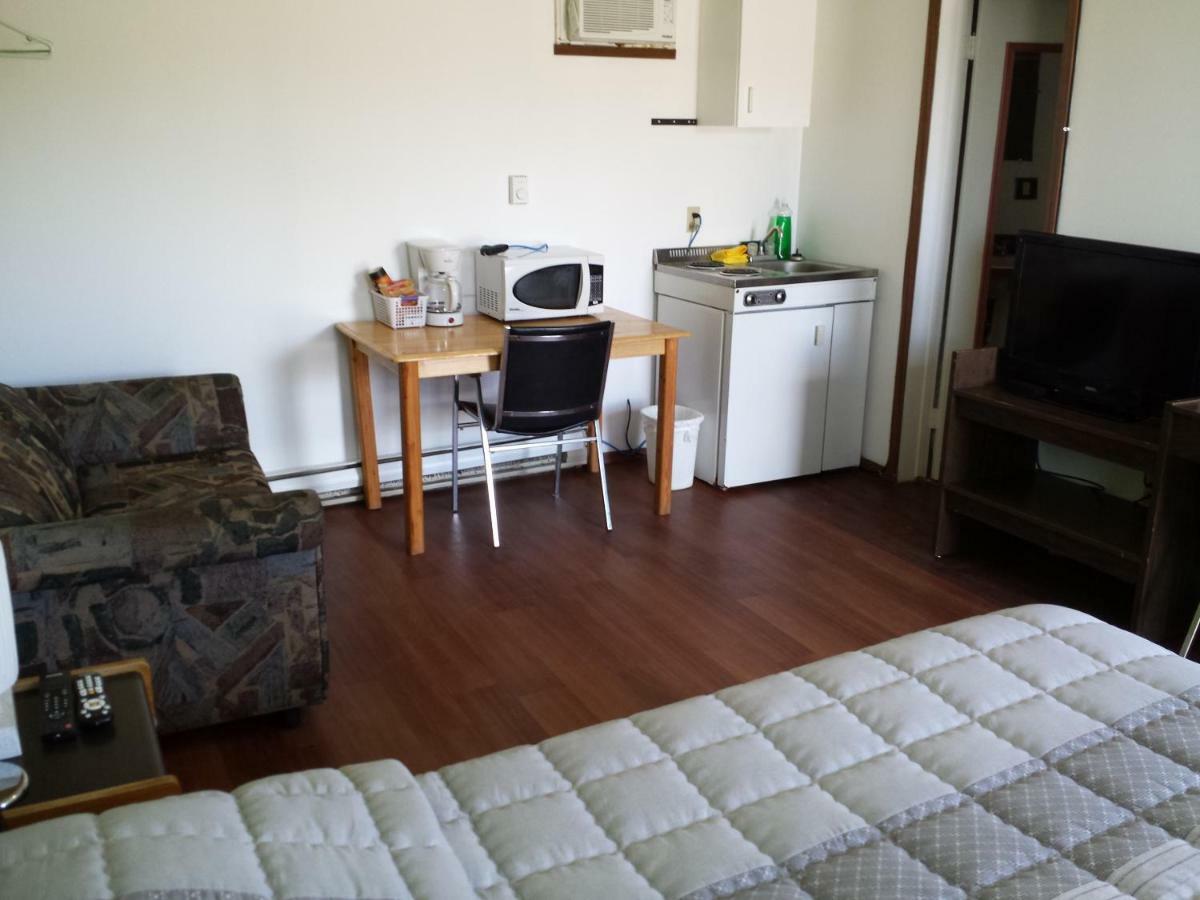 Moosomin Motel Dış mekan fotoğraf